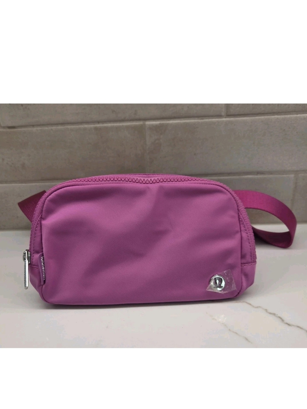Lululemon Everywhere Belt Bag 1L Sonic Pink New With Tags